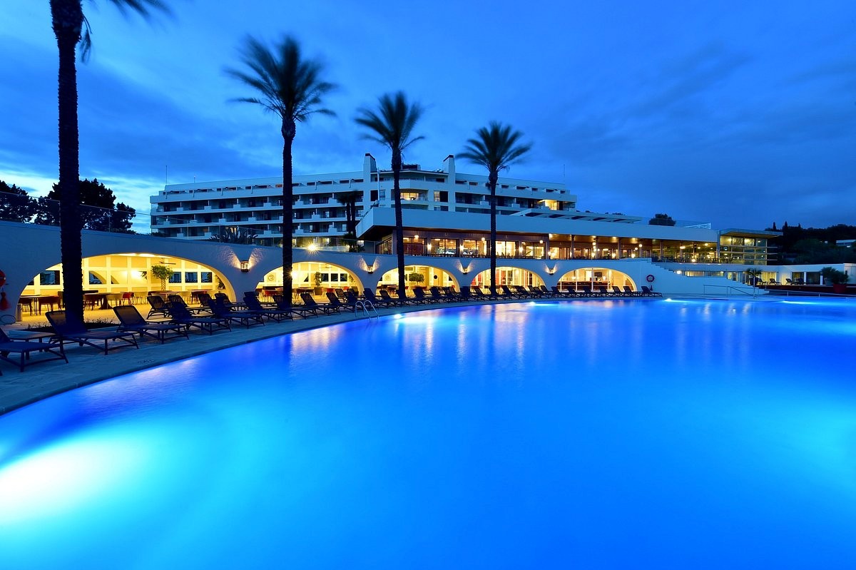 Oceanfront resort on the Algarve coast