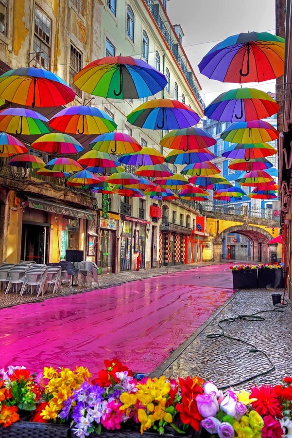 Pink Street- In downtown Lisbon, you can find one of the most picturesque streets in the whole city. More for the color of the road than anything, but it’s quite fun to check out Pink Street. It’s been this way since 2013, and you can find some cute bars and restaurants on this street.