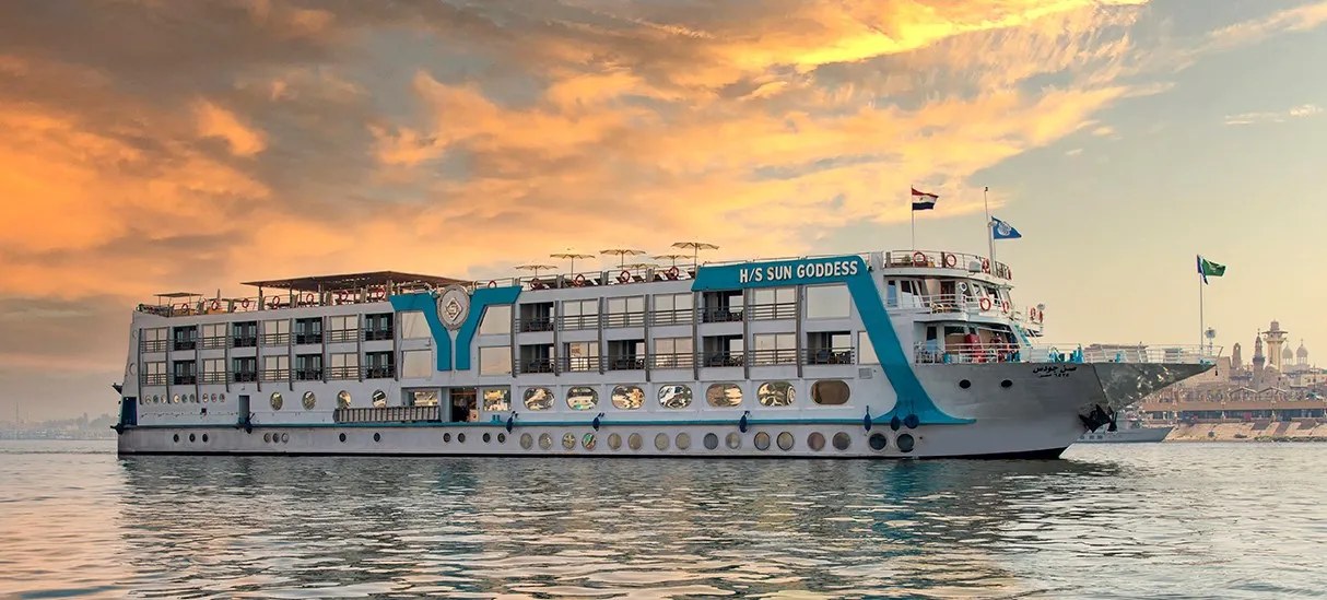 The Sonesta Sun Goddess on the Nile at sunset